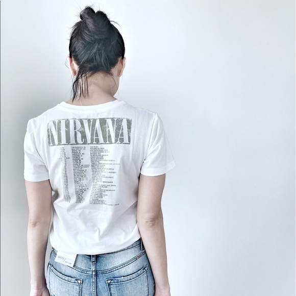 1 DAY SALE ! VINTAGE WHITE NIRVANA Tee - Picture 6 of 9